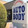 Lindstrom's Auto Body